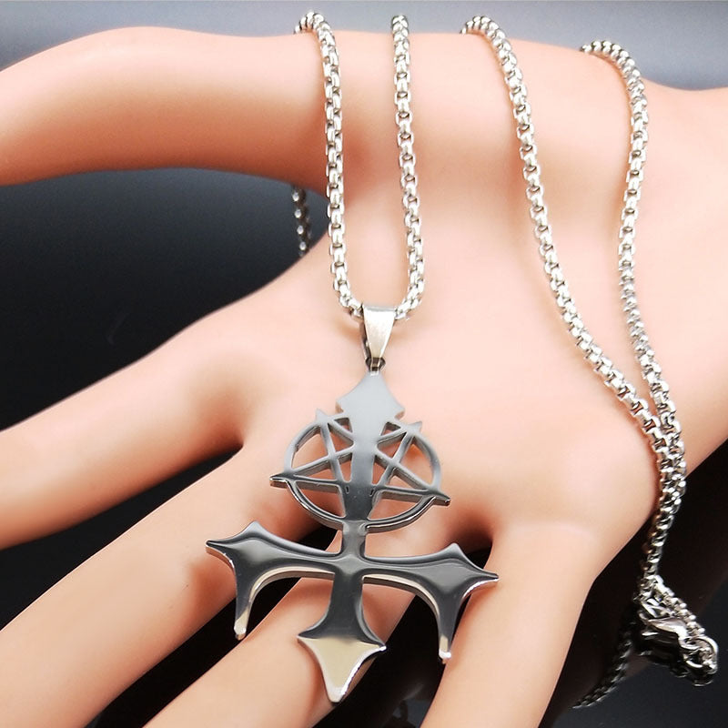 Collier gothique, symbole de l'étoile Satan à cinq branches