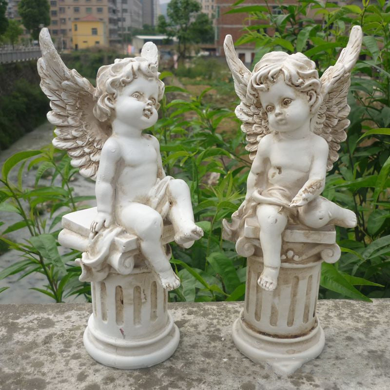 Creative retro distressed resin crafts Cupid angel candle holder
