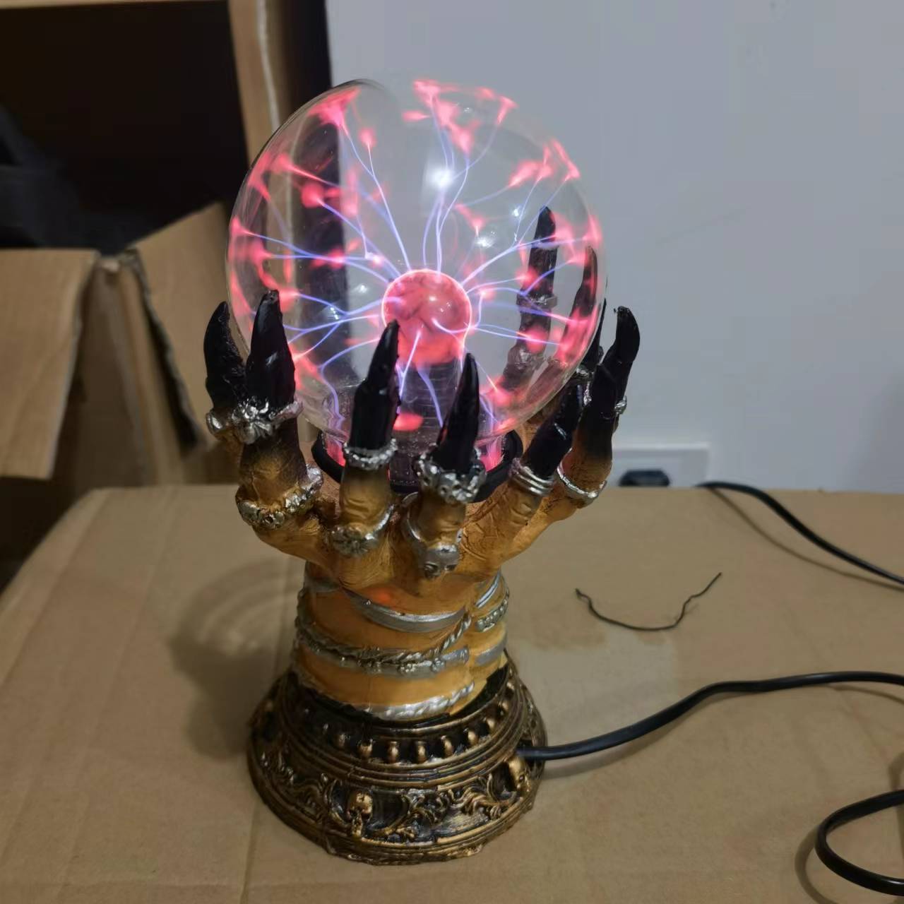 Magic Hand Electrostatic Anion Induction Magic Ball Scene Layout