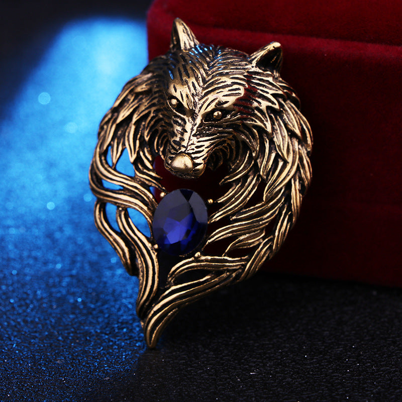 Retro Domineering Wolf Brooch Male Personality