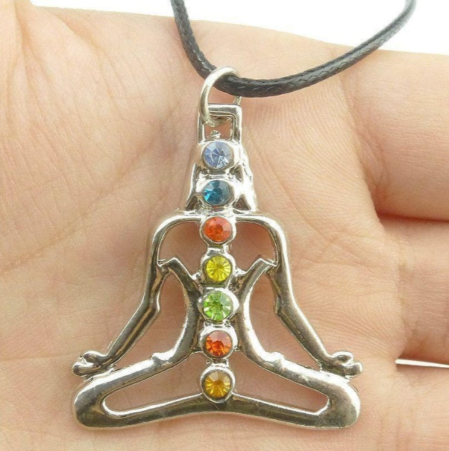 Yoga méditation Bouddha statue collier