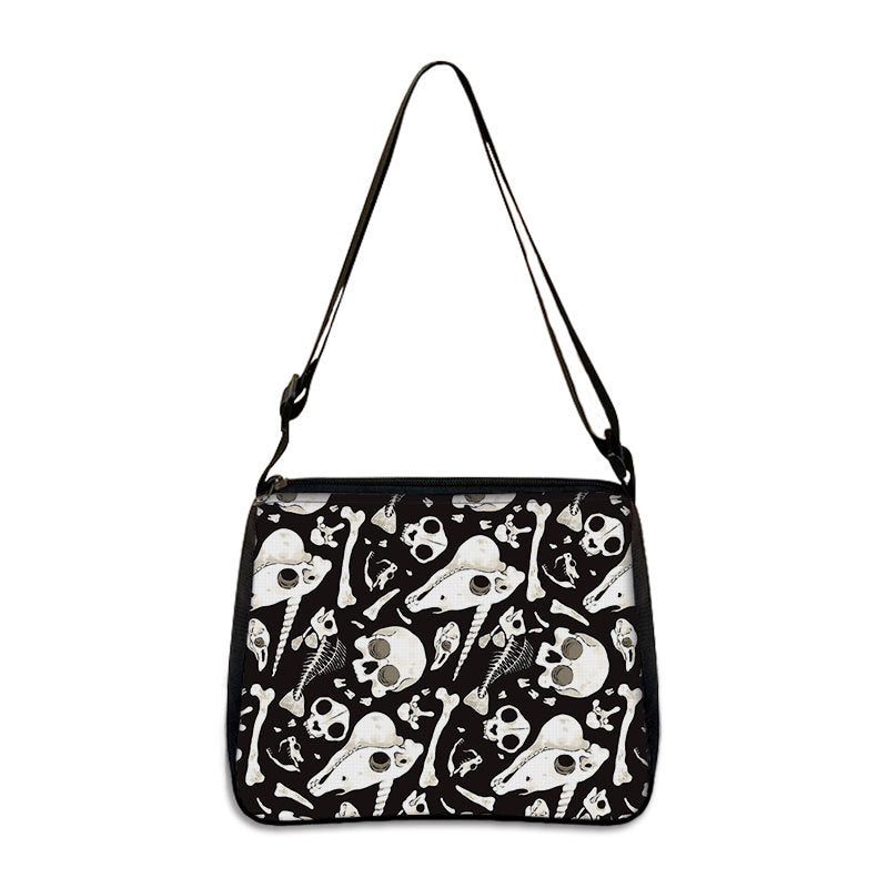 Sac Gothique d'épaule à la mode.