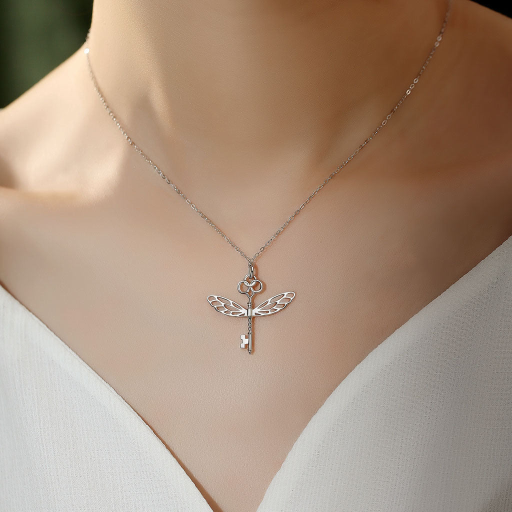 Key Magic Necklace With Wings Halter