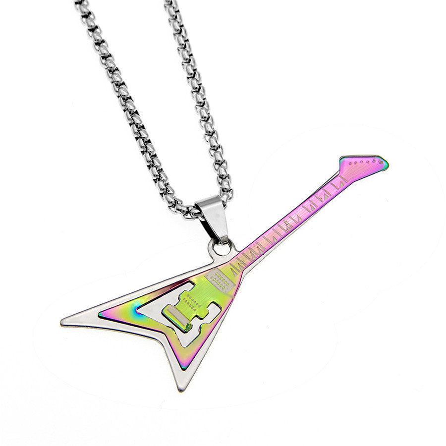 Collier en forme de guitare gothique en acier titane à 2 couches pour hommes
