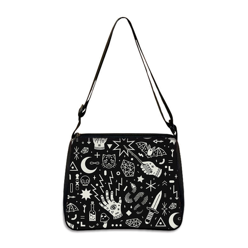 Sac Gothique d'épaule à la mode.