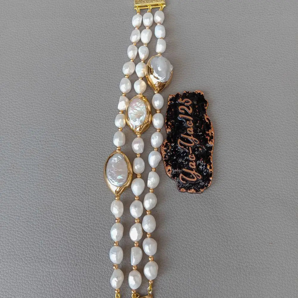 Y.YING – Bracelet de 8 pouces, 3 rangées de perles baroques blanches de culture d'eau douce, perle Keshi blanche pour mariage classique fait à la main pour femmes