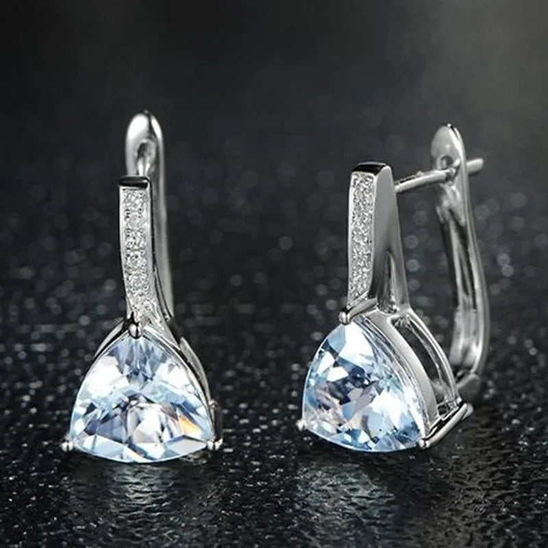 Mode charme bleu pierres coeur forme 925 argent couleur boucles d'oreilles pour femmes fille élégant AAA Zircon boucle d'oreille bijoux cadeau