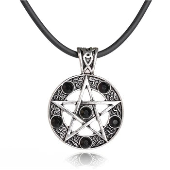 Pendentif Vintage Pentagramme Noir et Rouge – Amulette Surnaturelle de Protection pour Hommes et Femmes
