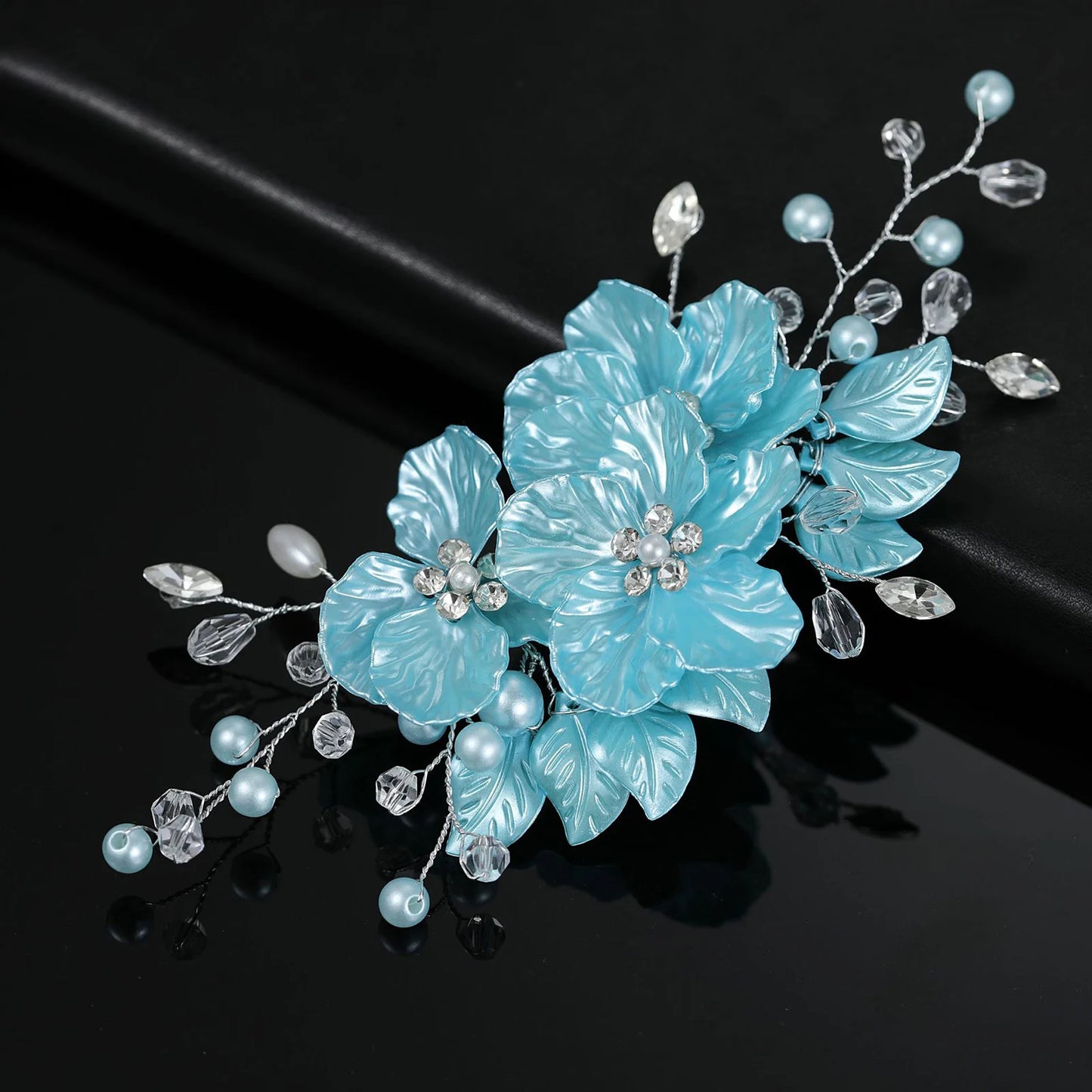 Épingles à cheveux à fleurs violettes, pétales acryliques faits à la main, couvre-chef floraux, pinces à cheveux perlées, bijoux de cheveux élégants pour femmes, mariée, mariage