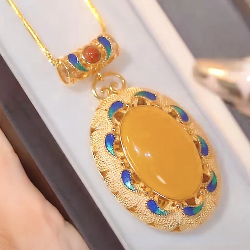Chaîne de pull élégante avec pendentif en jade d'agate jaune naturelle – Accessoire haut de gamme pour femmes raffinées