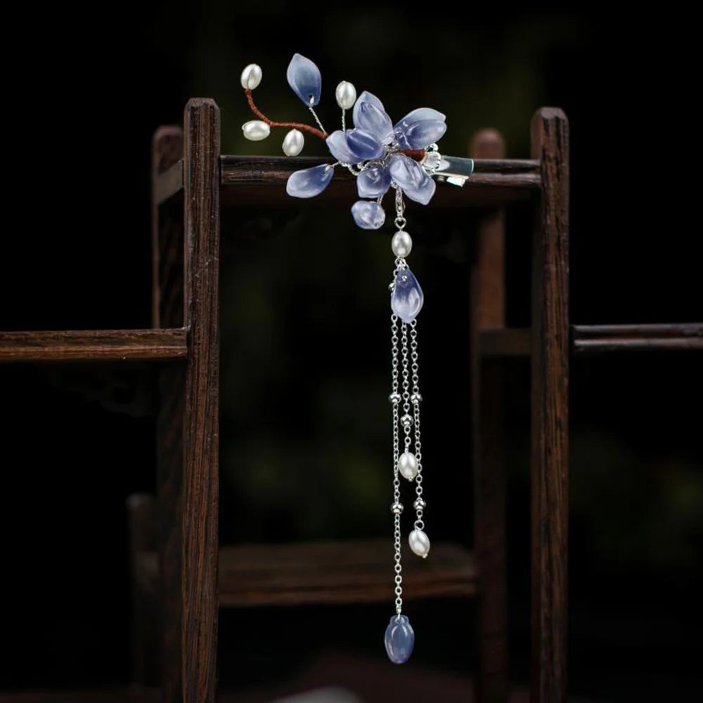 Épingles à cheveux à fleurs violettes, pétales acryliques faits à la main, couvre-chef floraux, pinces à cheveux perlées, bijoux de cheveux élégants pour femmes, mariée, mariage