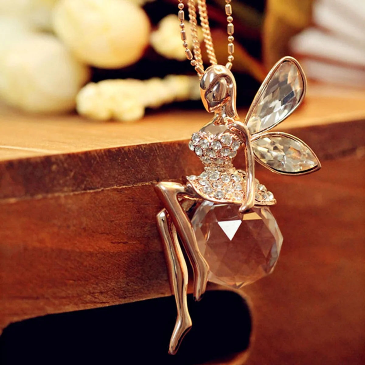 Collier avec pendentif ange ailes en cristal pour femmes et hommes, breloque élégante, Vintage, belle fée, longue chaîne de pull, bijoux de mariage