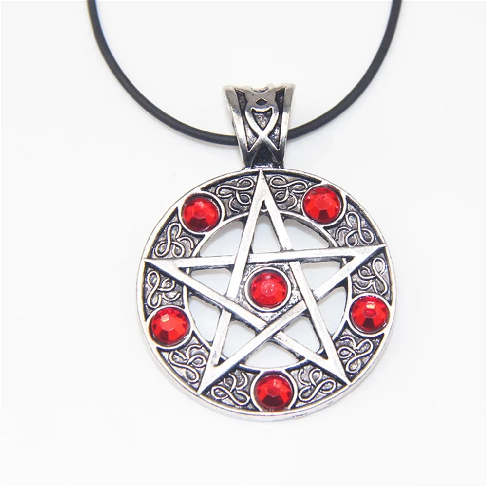 Pendentif Vintage Pentagramme Noir et Rouge – Amulette Surnaturelle de Protection pour Hommes et Femmes