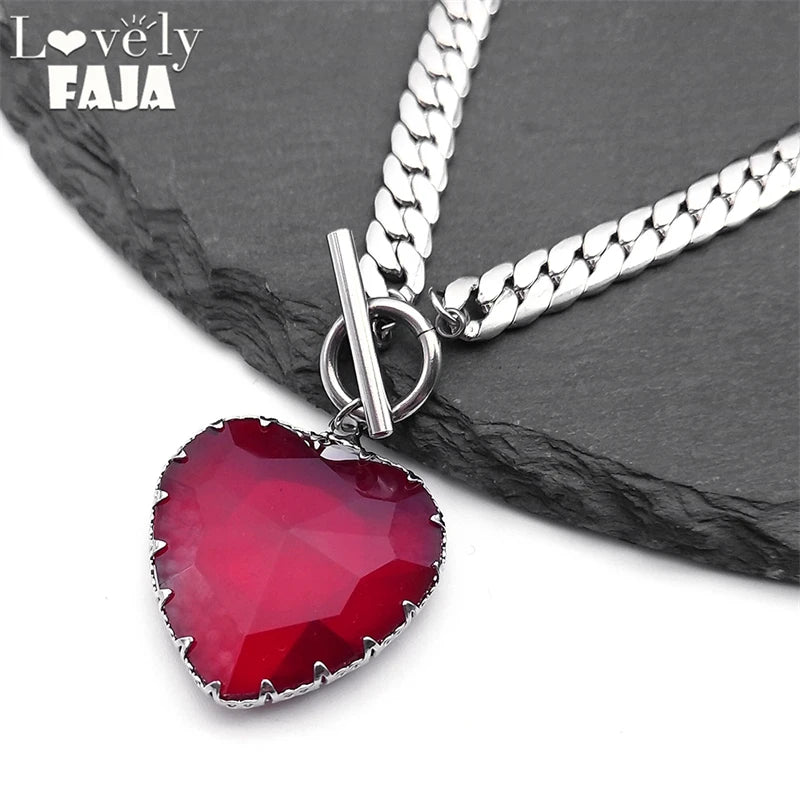 Collier ras du cou gothique punk en acier inoxydable avec pendentif cœur rouge en verre pour femmes