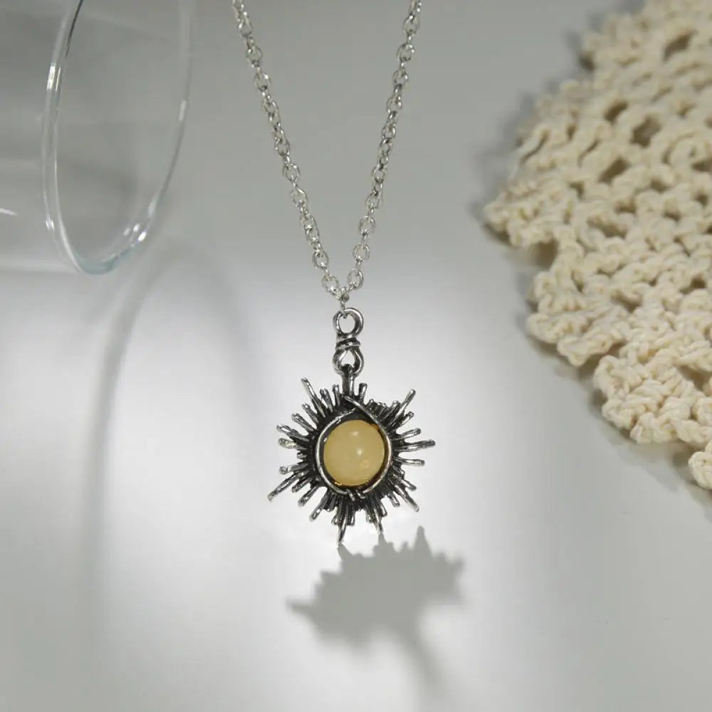 Collier pendentif coeur bleu pour femmes, tendance, créatif, cristal irrégulier, chaîne de clavicule géométrique, bijoux d'anniversaire, cadeau, vente en gros