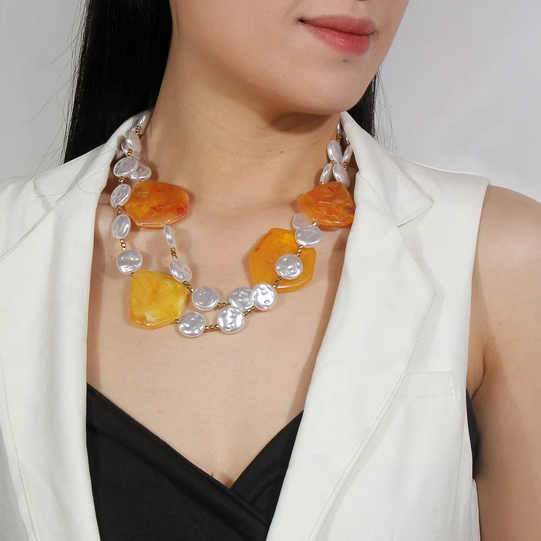 Collier rétro Simple avec chaînes de perles pour femmes, nouvelles pierres colorées créatives tissées multicouches, bijoux de plage pour filles, 2025
