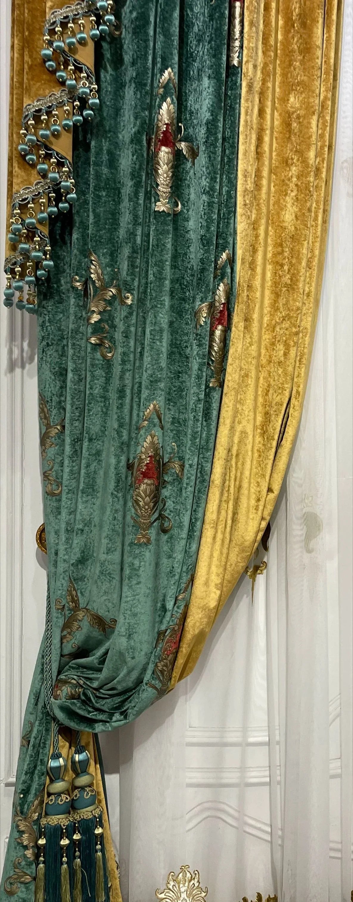 Rideaux Vintage en velours brodé vert foncé, Patchwork doré, pour salon, chambre à coucher, balcon, Villa, cantonnière personnalisée