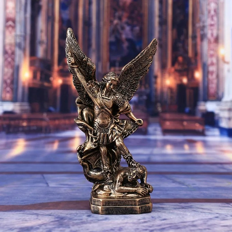 Statue d'Arcange de San Miguel Statue de Saint Michel en résine bronzée Collection Saint Michel l'Arcange victoriquement sur Satan