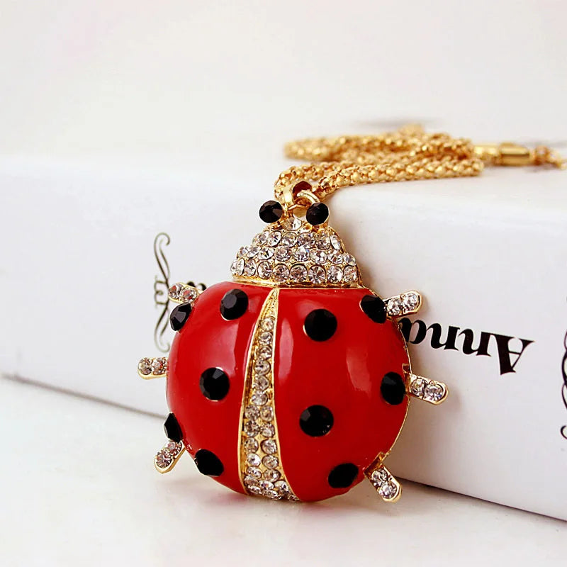 Collier coccinelle en émail rouge pour femmes, pendentif Animal en cristal, Long, X608