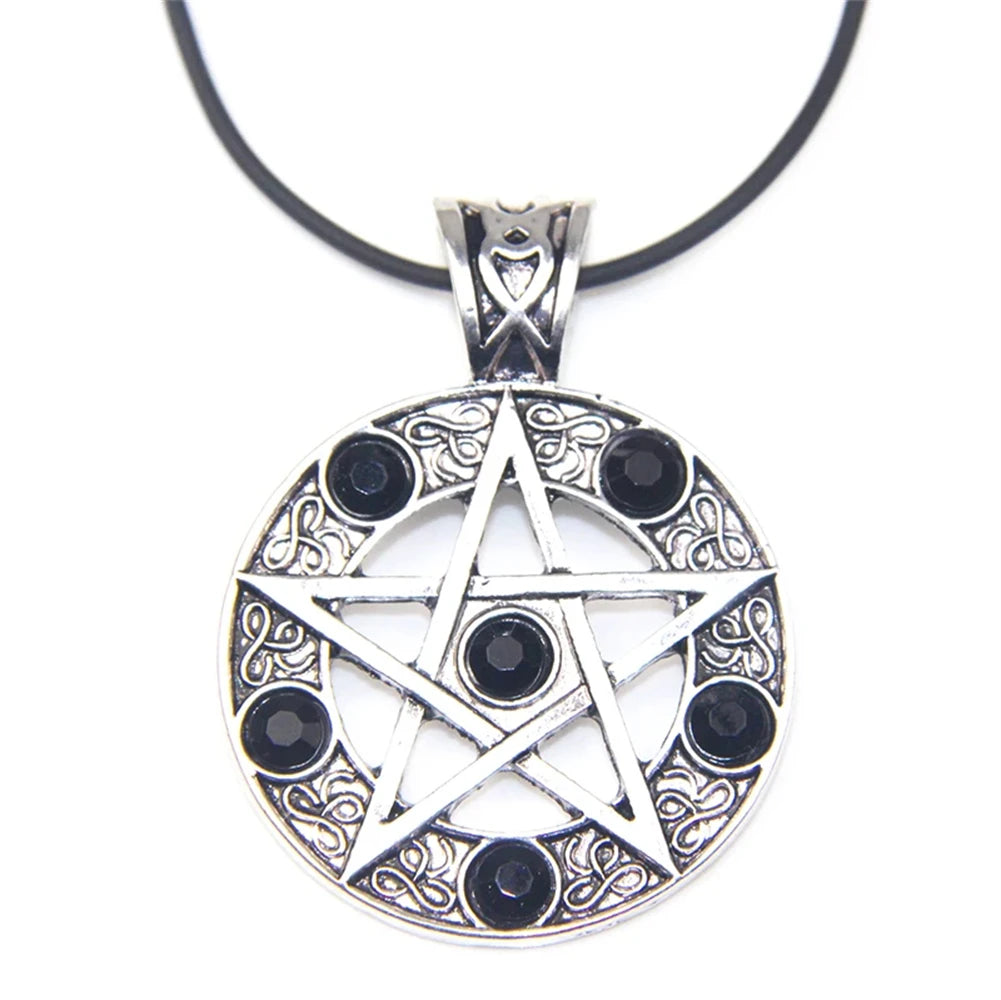 Pendentif Vintage Pentagramme Noir et Rouge – Amulette Surnaturelle de Protection pour Hommes et Femmes