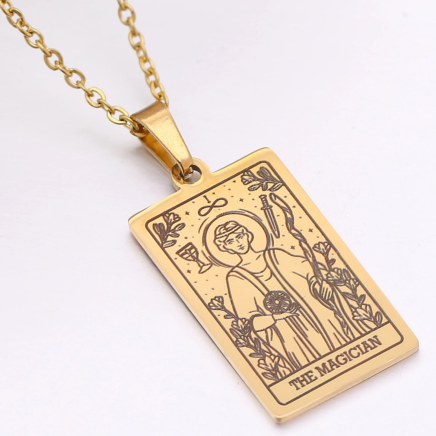 Collier de carte de Tarot en acier inoxydable, amulette porte-bonheur, bijoux ras du cou pour femmes, pendentif magicien/étoile/lune/soleil, vente en gros