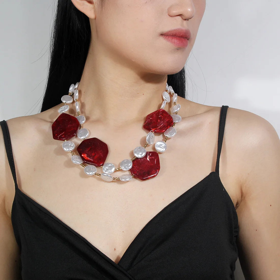 Collier rétro Simple avec chaînes de perles pour femmes, nouvelles pierres colorées créatives tissées multicouches, bijoux de plage pour filles, 2025