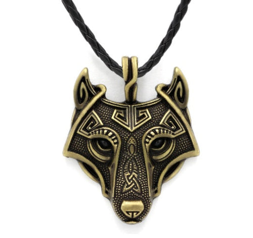 Grey Wolf Head Pendant Chain