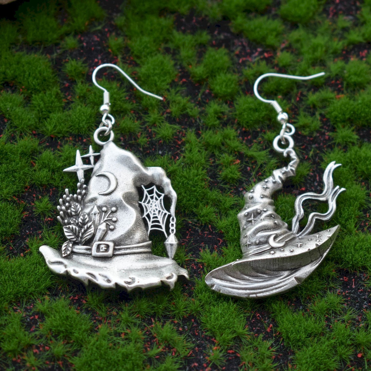 Halloween Gothic Mysterious Magic Hat Earrings