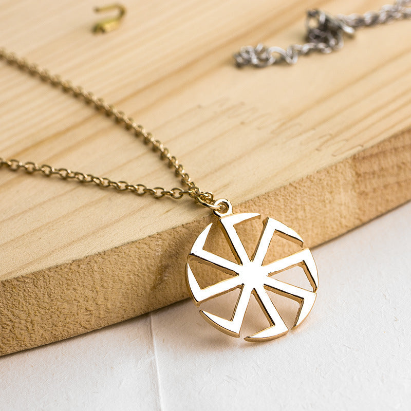 European And American Amulet Sun Pendant Necklace