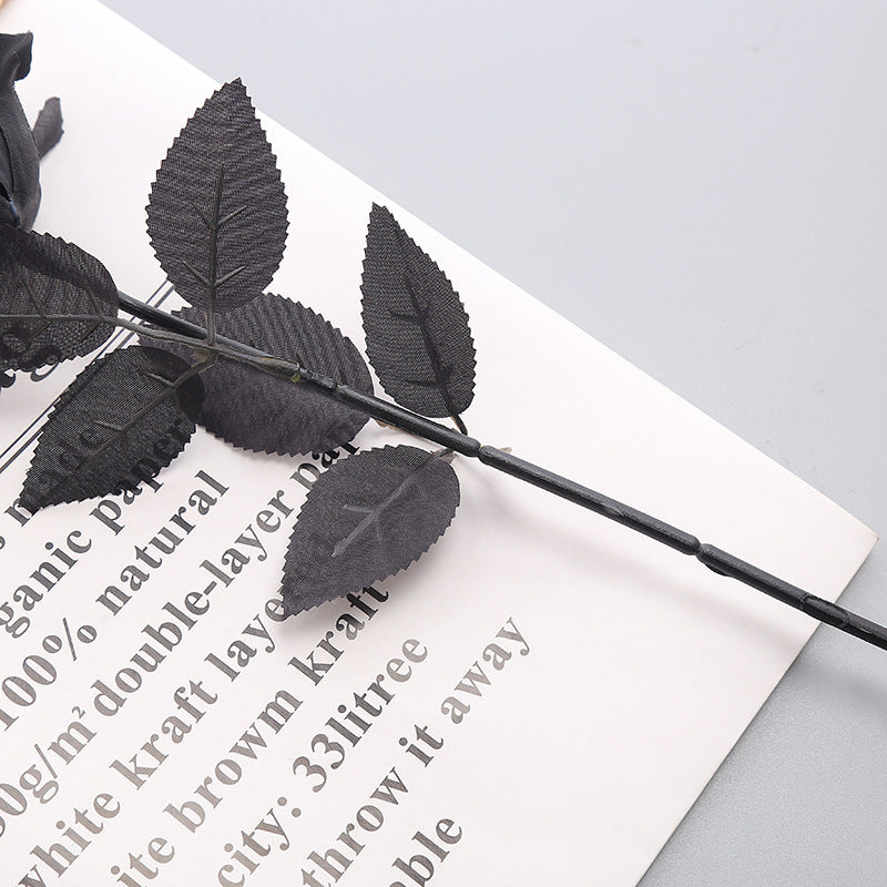 Simulation noir pur simple bouquet rose style gothique série sombre fausse fleur décorative