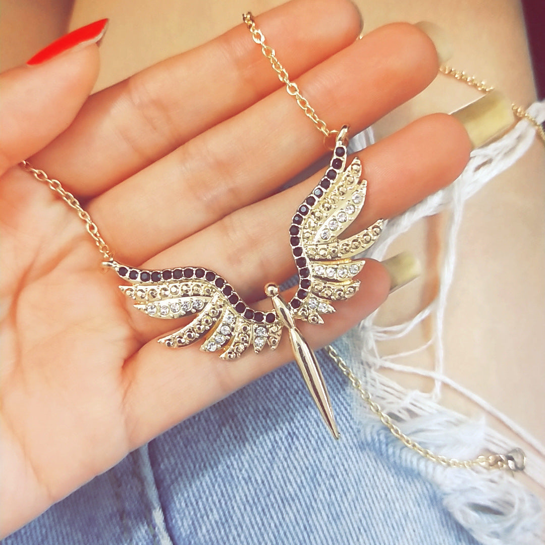Diamond angel praying to guard angel wings