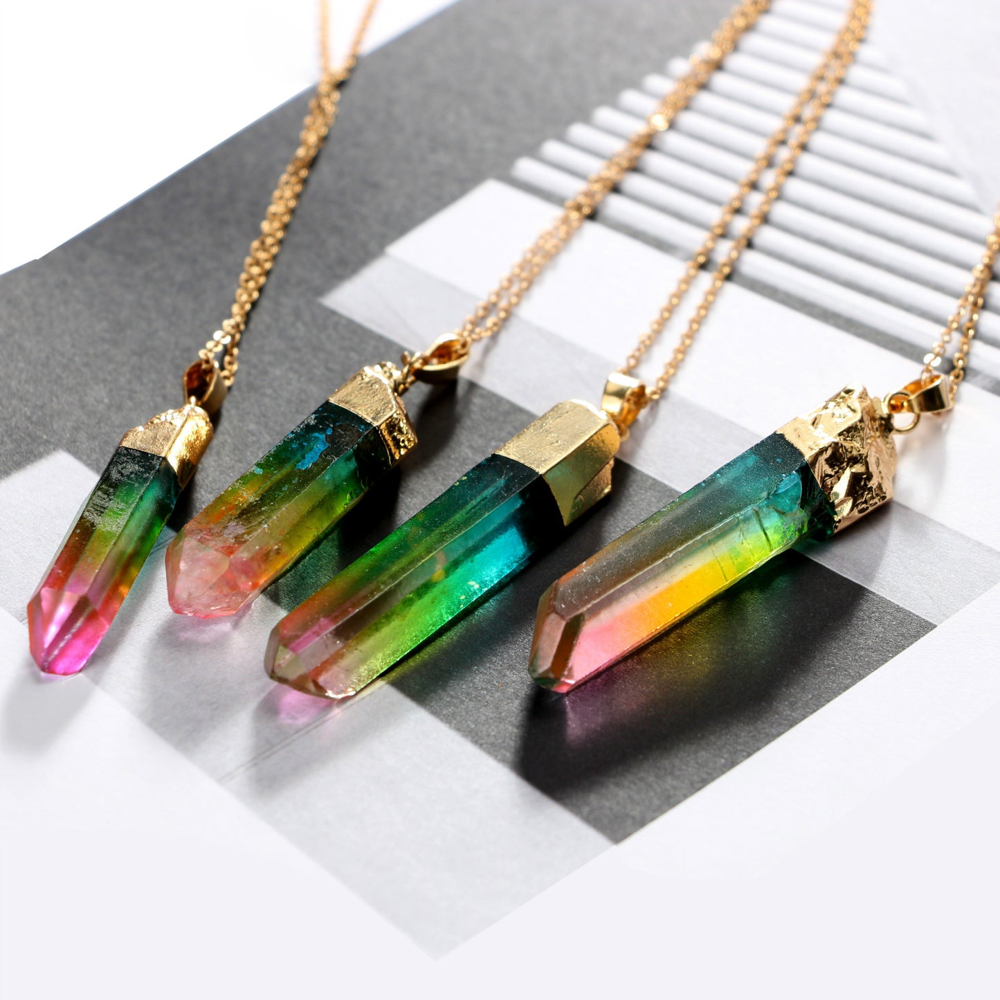 Original stone cylindrical mixed color crystal gold rim single ring pendant necklace