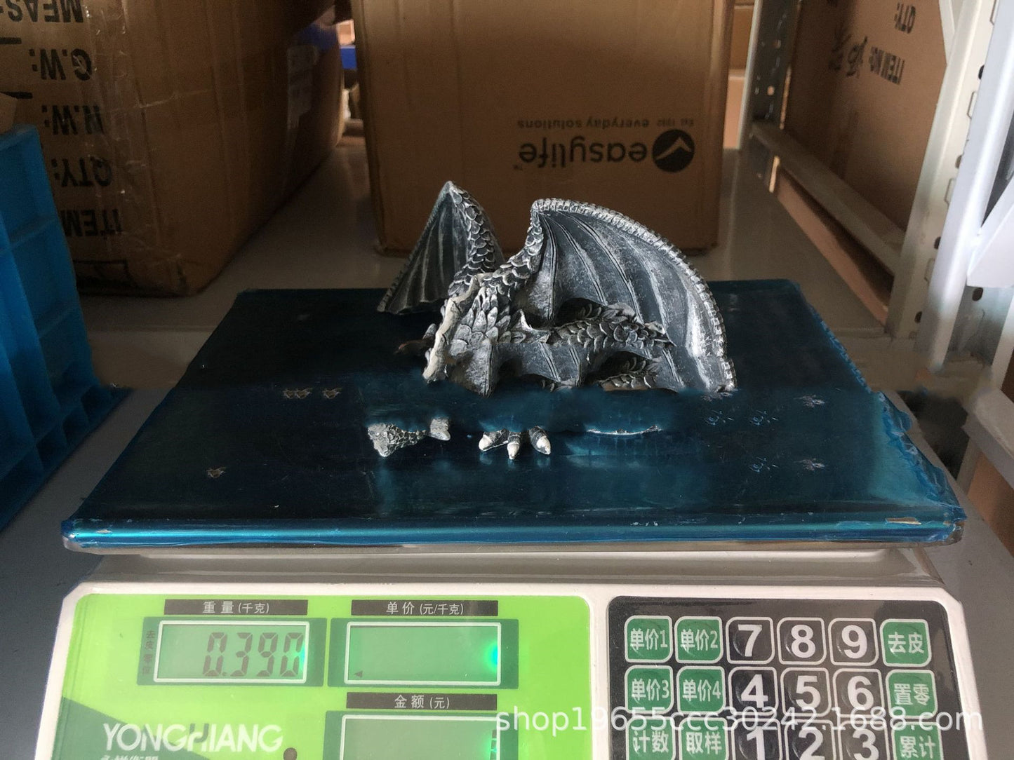 Squatting Dragon Sculpture Dragon Guardian Resin Crafts
