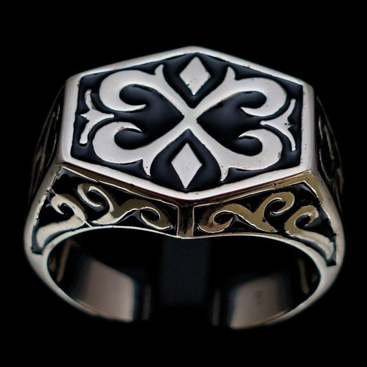 Excellent crafted Men's Medieval Ring Black Oriental Crest Sterling
