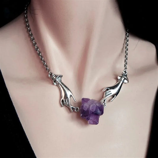 Collier JoChoker Sorcière pour Femme – Bijoux Punk Magique avec Druse Violet et Cristal, Pendentif Mode 2021