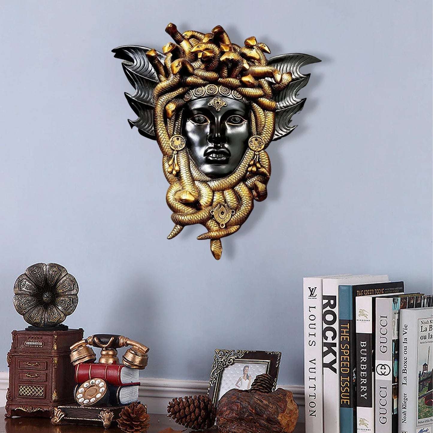 Tête de Méduse avec Serpents, Statue de Méduse, Décor en Résine Dorée, Plaque Murale, Monstre Mythique