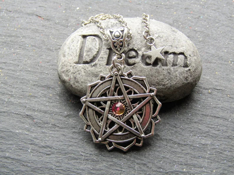Collier Pentacle à éclat, collier pentagramme, pendentif Pentacle, collier Wicca, collier païen, Pentacle