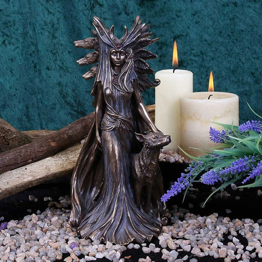 Hecate-Statue de Déesse Grecque de la Magie avec ses Chiens, Figurine d'Art Moderne, Sculpture de Sorcière en Résine, Décoration de Salon et de Maison