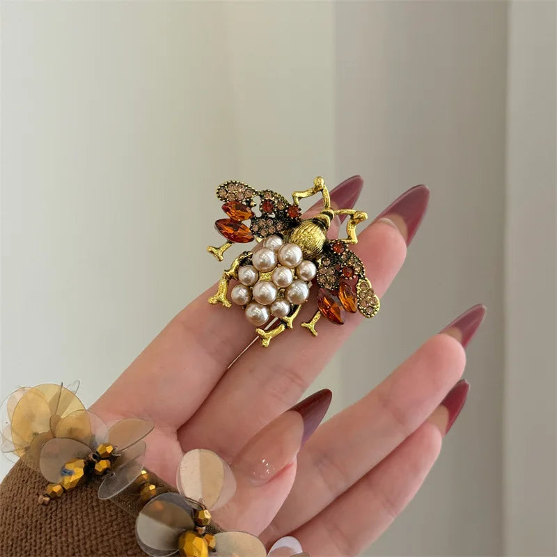 Bague Vintage en perles de cristal abeille, ouverte et réglable, pour femmes et filles, bagues d'insectes uniques, bijoux de fête, accessoire populaire