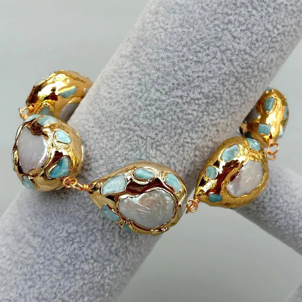 YYGEM – Bracelet portefeuille plaqué or, pièce de monnaie blanche naturelle, perle d'eau douce, 22x28mm, puces larimar bleues, goutte d'eau, 9 pouces