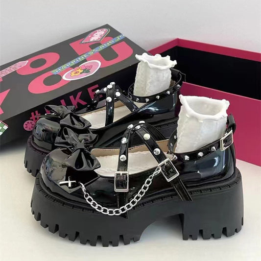Women's Fashion Punk Rivet Leather Shoes
