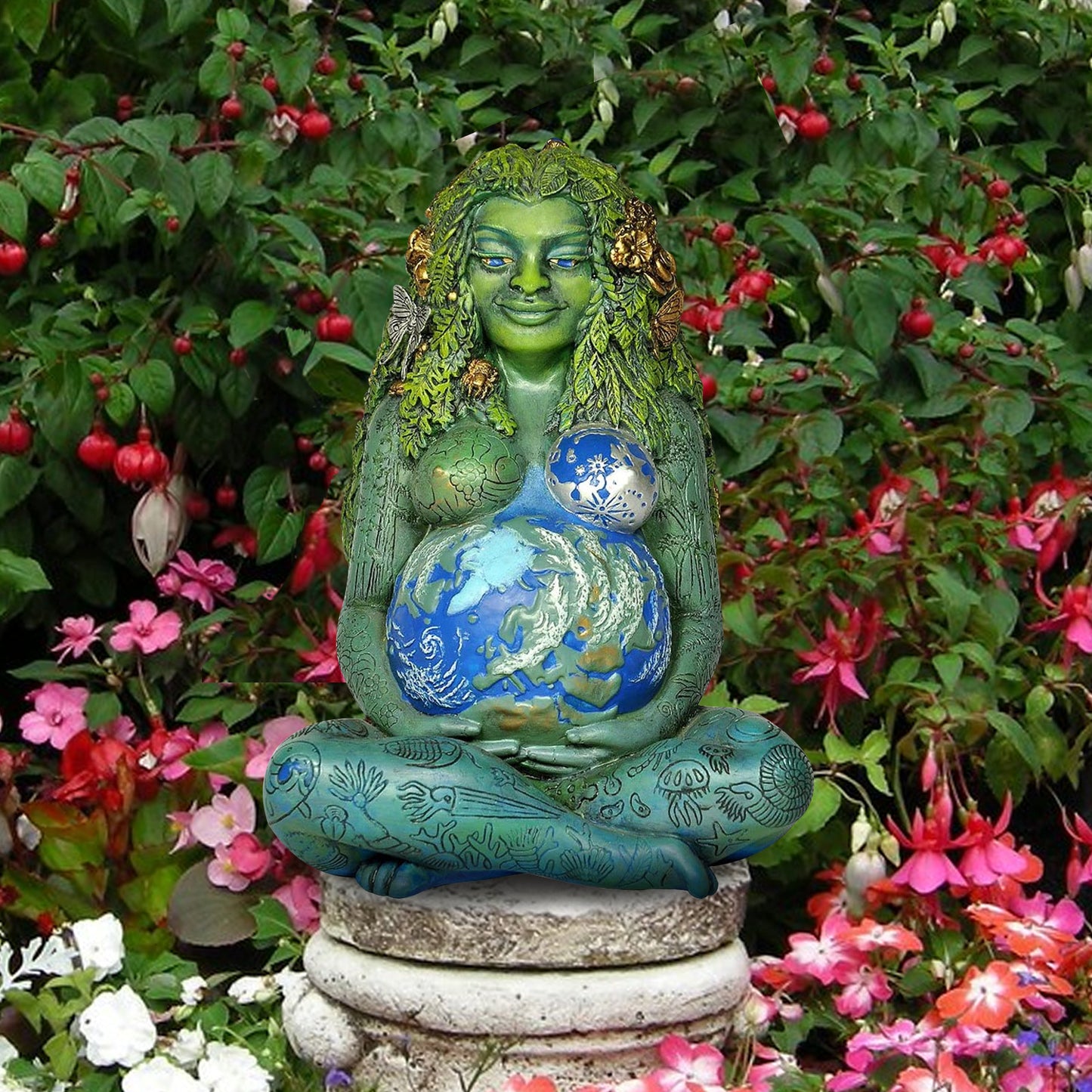 Mother Earth Resin Statue Art Decoration